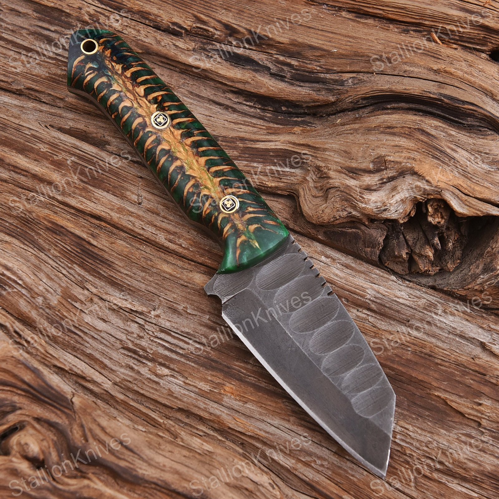 Handmade Forged Carbon Steel Fixed Blade Tracker Knife - Full Tang EDC Hunting Tool with Scalloped Stonewash Finish and Green Pinecone Hybrid Handle